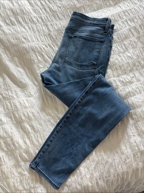 Fidelity Mid Blue Belvedere Jeans Sz 31